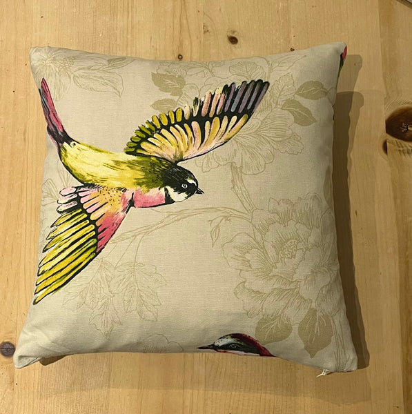 Birds of Paradise Cushion (Flying Right)